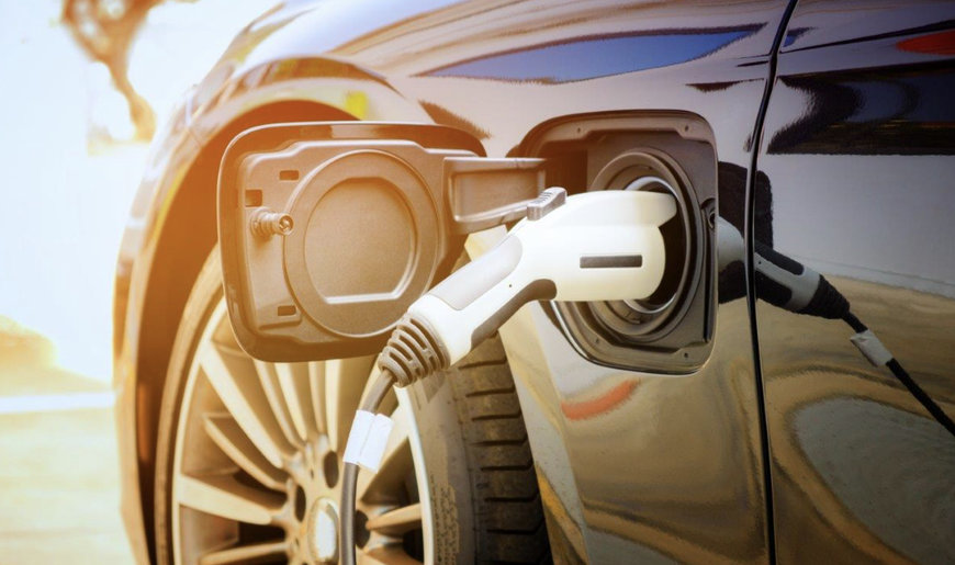 BILSTEIN GROUP BIETET UMFANGREICHES PROGRAMM FÜR FAHRZEUGE MIT ALTERNATIVEN ANTRIEBEN